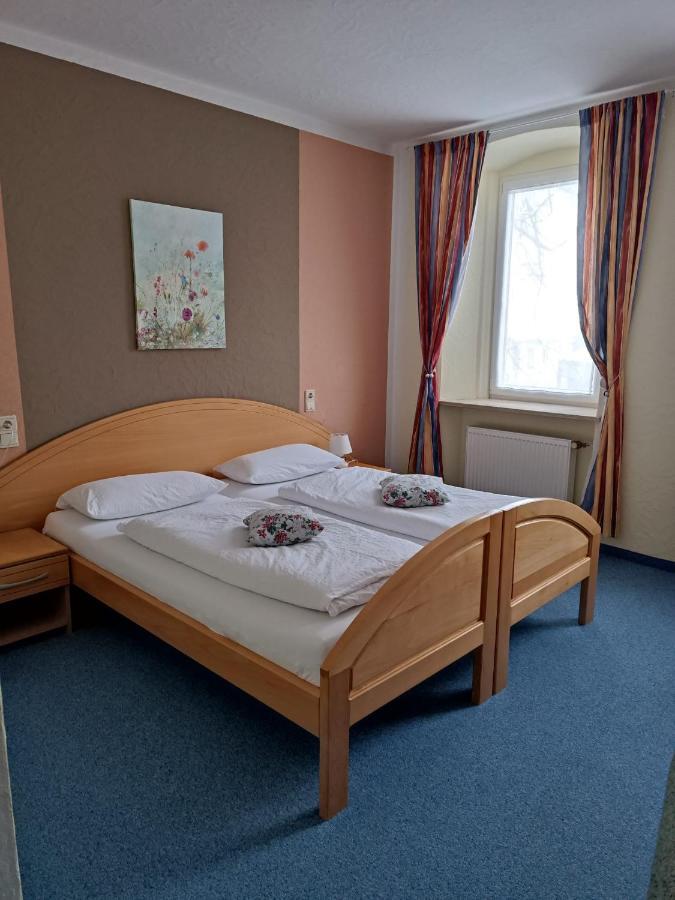 Garni Hotel Post Weißenstadt المظهر الخارجي الصورة